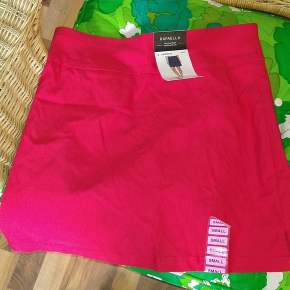 Rafaella Pants - Red Rafaella Comfort Skort